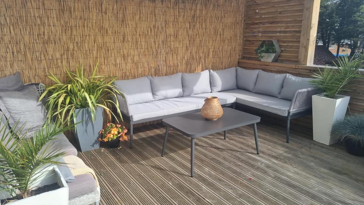 فندق Bijou Annexe, Sea View, Private Entrance & Parking - فولكستون المظهر الخارجي الصورة